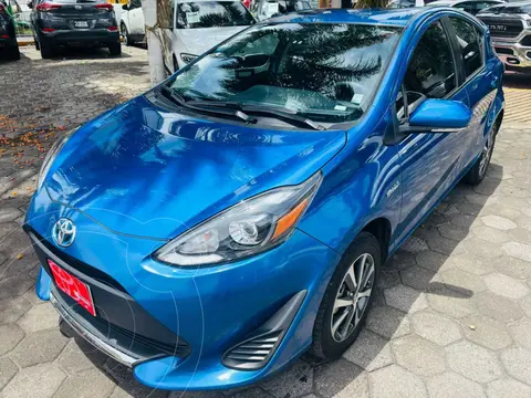 Toyota Prius C 1.5L usado (2021) color Azul precio $327,000