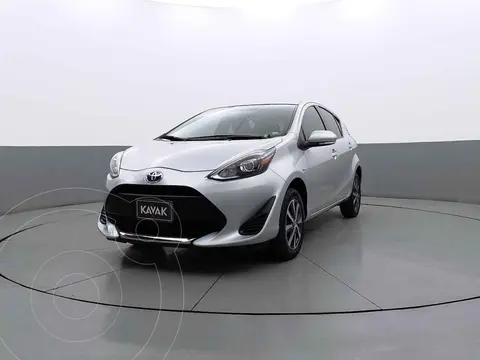 Toyota Prius C 1.5L usado (2021) color Negro precio $391,999