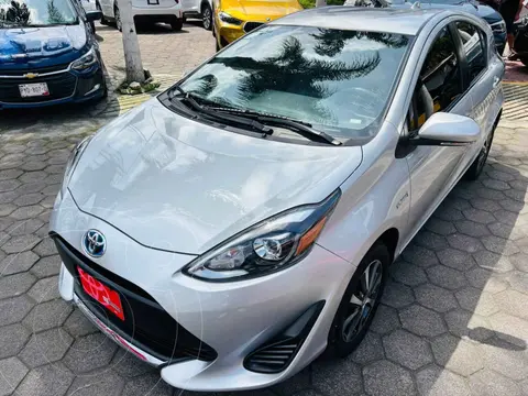 Toyota Prius C 1.5L usado (2021) color Plata financiado en mensualidades(enganche $71,756 mensualidades desde $6,374)