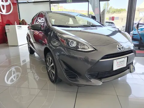 Toyota Prius C 1.5L usado (2019) color Gris financiado en mensualidades(enganche $114,950 mensualidades desde $4,938)