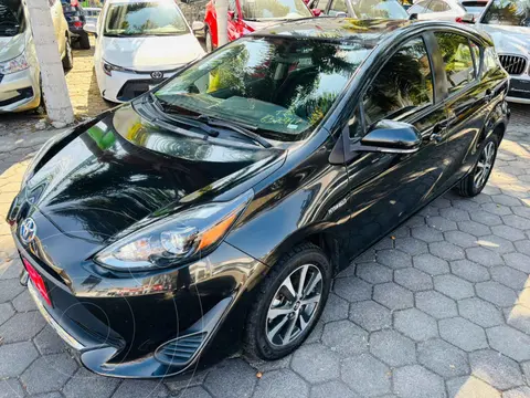 Toyota Prius C 1.5L usado (2020) color Negro financiado en mensualidades(enganche $85,194 mensualidades desde $7,567)