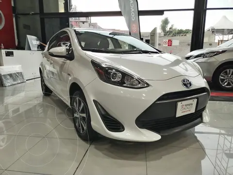Toyota Prius C 1.5L usado (2019) color Blanco precio $274,000