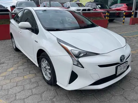 Toyota Prius BASE usado (2017) color Blanco financiado en mensualidades(enganche $77,938 mensualidades desde $6,581)
