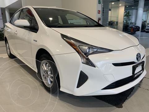 Toyota Prius BASE usado (2016) color Blanco precio $275,000