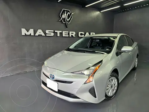 Toyota Prius Premium usado (2017) color plateado precio $259,000