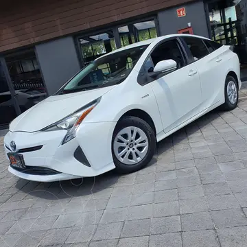 Toyota Prius BASE usado (2017) color Blanco financiado en mensualidades(enganche $83,750 mensualidades desde $4,858)
