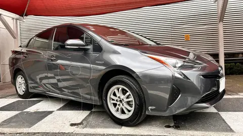 Toyota Prius Premium usado (2016) color Gris Oscuro precio $240,000