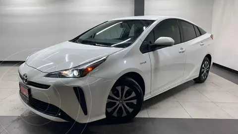 Toyota Prius Base usado (2022) color Blanco financiado en mensualidades(enganche $86,900 mensualidades desde $8,573)