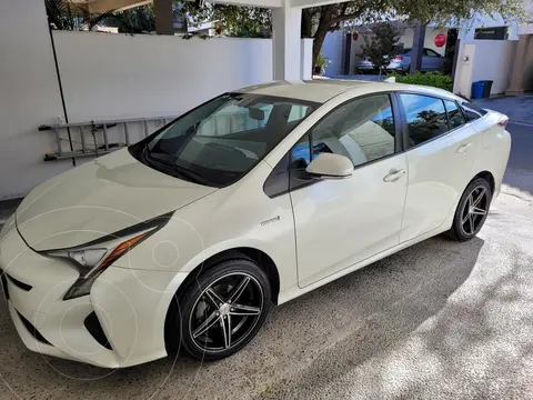 Toyota Prius Premium SR usado (2016) color Blanco Perla precio $220,000