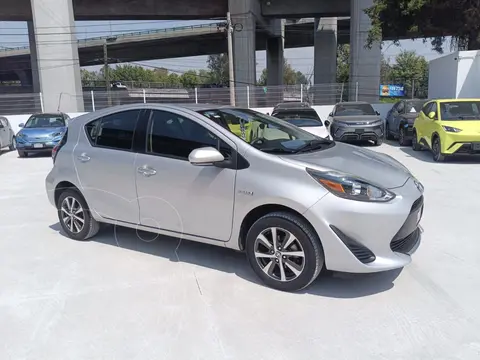 Toyota Prius Premium usado (2020) color plateado precio $285,000