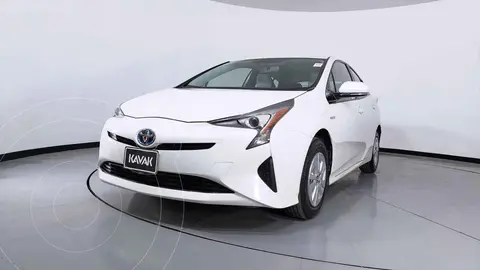 Toyota Prius Premium SR usado (2018) color Blanco precio $383,999