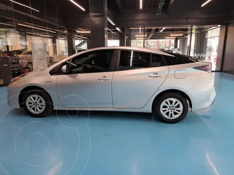 Toyota Prius BASE usado (2017) precio $310,000