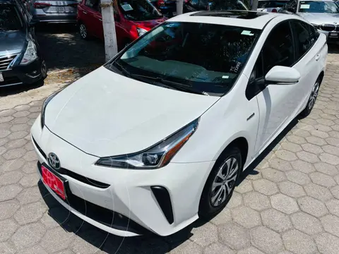 Toyota Prius Premium usado (2021) color Blanco financiado en mensualidades(enganche $95,944 mensualidades desde $8,522)