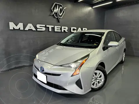 Toyota Prius Premium usado (2018) color plateado precio $294,000