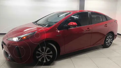 Toyota Prius Premium usado (2021) color Rojo financiado en mensualidades(enganche $95,700 mensualidades desde $9,441)