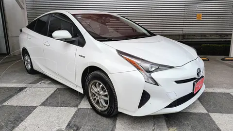 Toyota Prius Premium usado (2016) color Blanco precio $270,000