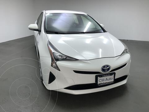 Toyota Prius BASE usado (2017) color Blanco financiado en mensualidades(enganche $67,000 mensualidades desde $8,600)