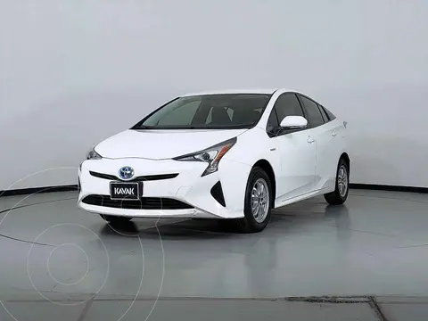 Toyota Prius BASE usado (2017) color Blanco precio $303,999