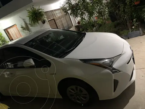 Toyota Prius BASE usado (2017) color Blanco precio $265,000