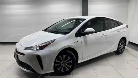 Toyota Prius Base usado (2020) color Blanco financiado en mensualidades(enganche $73,700 mensualidades desde $7,270)