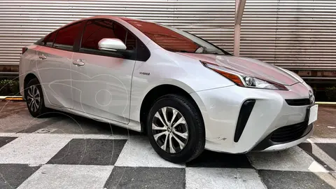 Toyota Prius Base usado (2022) color plateado precio $380,000