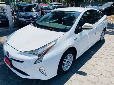 Toyota Prius BASE usado (2017) color Blanco precio $297,000