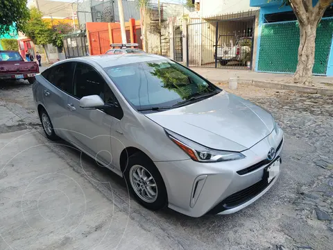 Toyota Prius Base usado (2022) color Plata Metalico precio $365,000