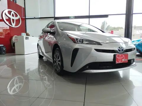 Toyota Prius Base usado (2022) color plateado financiado en mensualidades(enganche $162,602 mensualidades desde $6,985)
