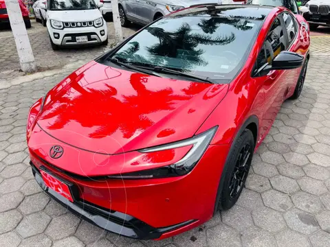 Toyota Prius Premium usado (2024) color Rojo financiado en mensualidades(enganche $133,569 mensualidades desde $11,864)