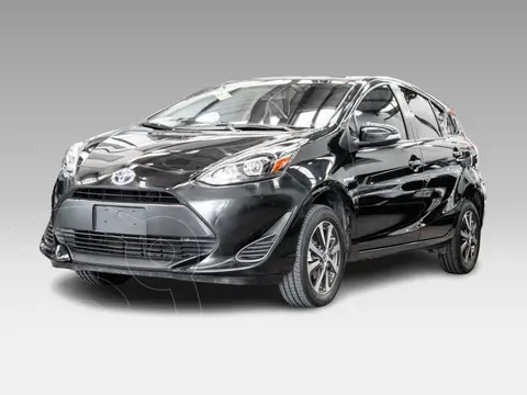 Toyota Prius Premium usado (2019) color Negro precio $324,999