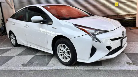 Toyota Prius BASE usado (2017) color Blanco precio $240,000