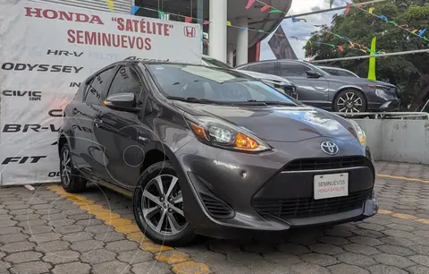 Toyota Prius BASE usado (2018) color Gris precio $265,000