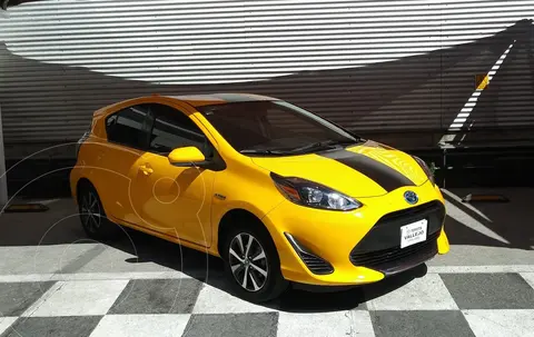 Toyota Prius 1.5L usado (2020) color Amarillo precio $380,000
