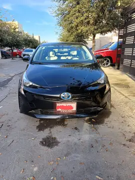 Toyota Prius Premium SR usado (2017) color Negro precio $300,000