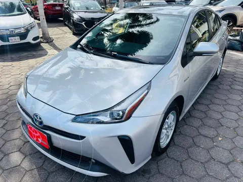 Toyota Prius Premium usado (2021) color Plata financiado en mensualidades(enganche $98,631 mensualidades desde $8,761)