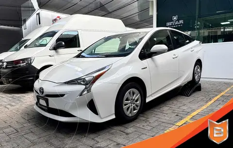 Toyota Prius BASE usado (2017) color Blanco precio $269,900