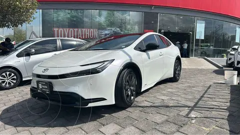 Toyota Prius Premium usado (2023) color Blanco financiado en mensualidades(enganche $143,781 mensualidades desde $15,300)