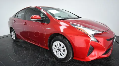 Toyota Prius BASE usado (2017) color Rojo precio $293,801