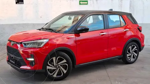 Toyota Raize XLE Aut usado (2025) color Rojo precio $387,850