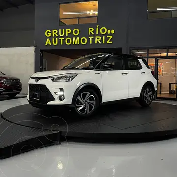 Toyota Raize XLE Aut usado (2022) color Blanco precio $335,000
