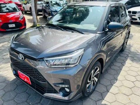 Toyota Raize XLE Aut usado (2022) color Gris precio $317,000