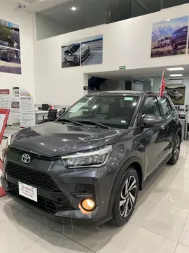 Toyota Raize XLE Aut nuevo color Gris precio $394,400