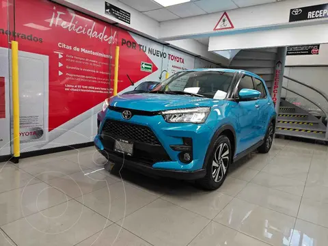 Toyota Raize XLE Aut usado (2022) color Azul financiado en mensualidades(enganche $75,262 mensualidades desde $7,425)