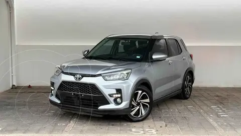 Toyota Raize XLE Aut usado (2023) color Plata precio $345,000
