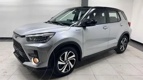 Toyota Raize XLE Aut Bi-Tono usado (2025) color Plata precio $382,850
