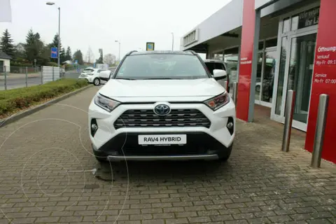 Toyota RAV 4 L usado (2020) color Blanco precio u$s17.000