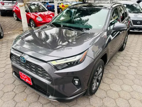 Toyota RAV4 HEV 170080 usado (2023) color Gris financiado en mensualidades(enganche $168,506 mensualidades desde $14,967)
