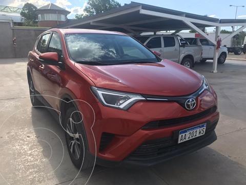 foto Toyota RAV4 HV 2.5 XLE 4x2 Híbrida usado (2016) precio $3.700.000