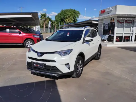 Toyota RAV4 RAV 4 2.0 5 P L/16 4X2 VX CVT usado (2018) color Blanco precio $35.200.000