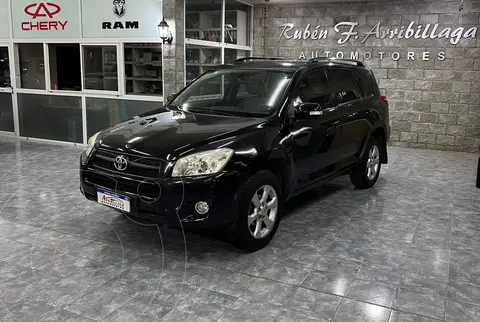 Toyota RAV4 2.4L 4x2 Aut usado (2010) color Negro precio $15.000.000